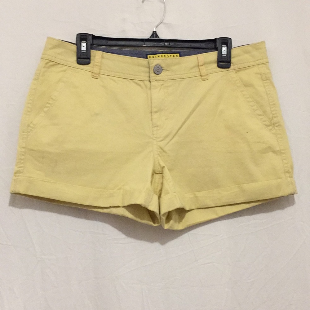 Prince and Fox Yellow woman shorts size 10